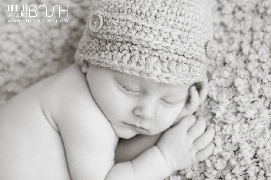 Pittsburgh Newborn Photographer | Welcome Baby Emmett!